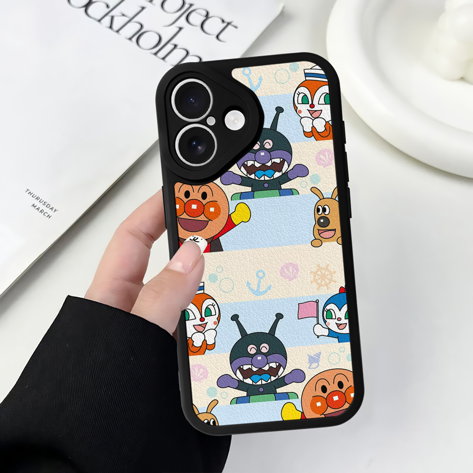 （画像用） アンパンマン Anpanman 【iPhone 16シリーズ対応】シリコンスマホケース（レザー調） 材質：シリコン